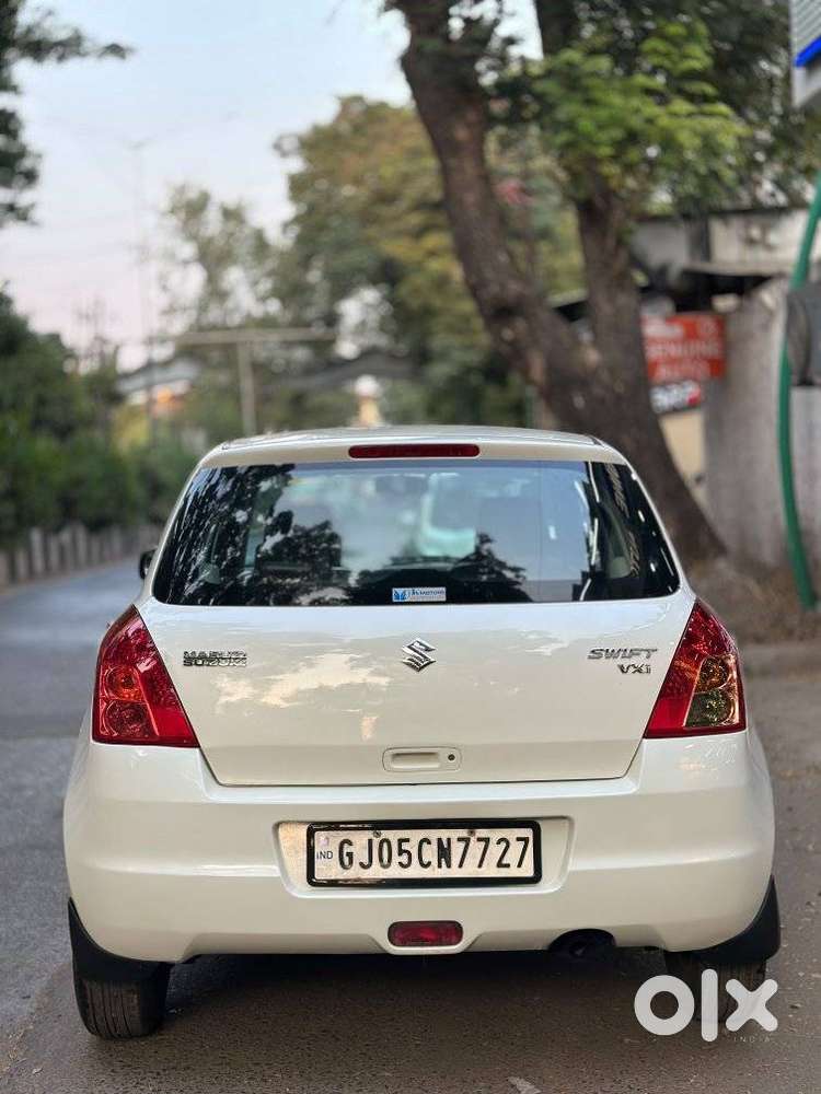 Maruti Suzuki Swift Vxi Optional, 2010, Petrol