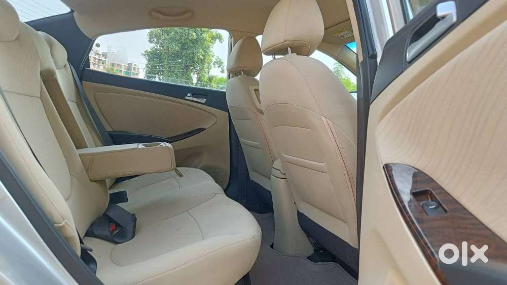 Hyundai Verna 1.6 Sx Vtvt (o) At, 2015, Petrol