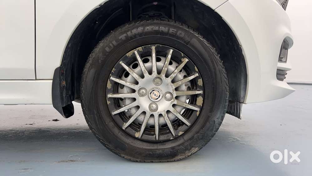 Tata Tiago Xe, 2025, Petrol