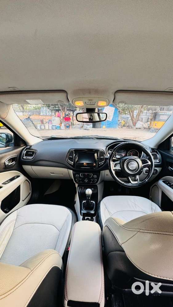 Jeep Compass 2.0 Limited Option Black, 2018, Diesel