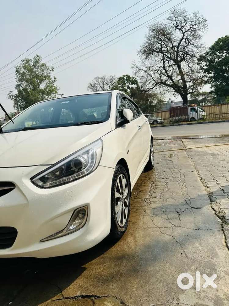 Hyundai Verna Fluidic 2015