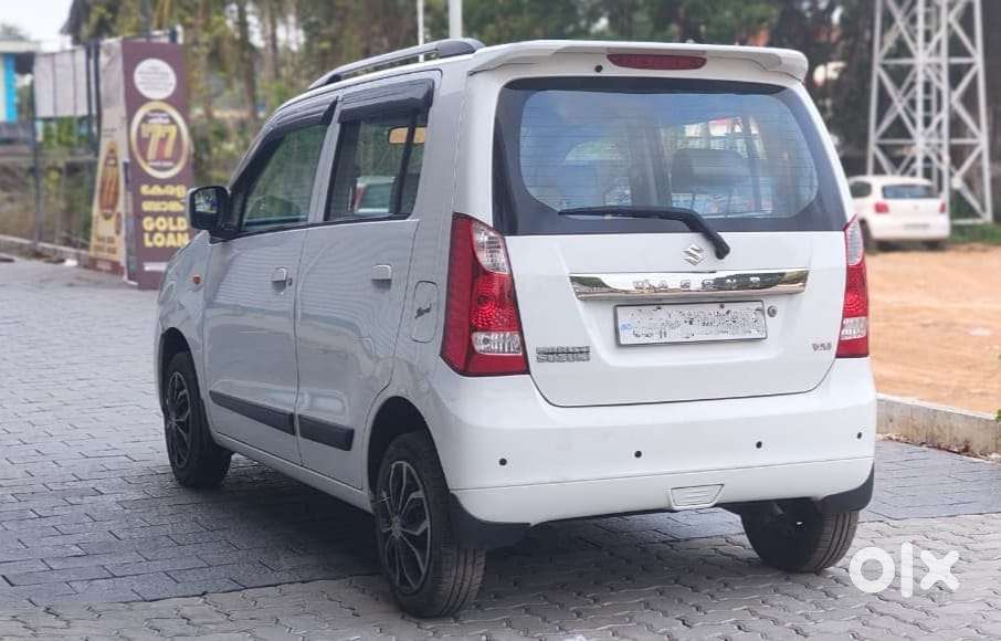 Maruti Suzuki Wagon R Vxi Optional, 2017, Petrol
