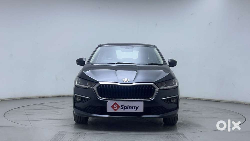 Skoda Slavia Style 1.0l Tsi Mt, 2023, Petrol