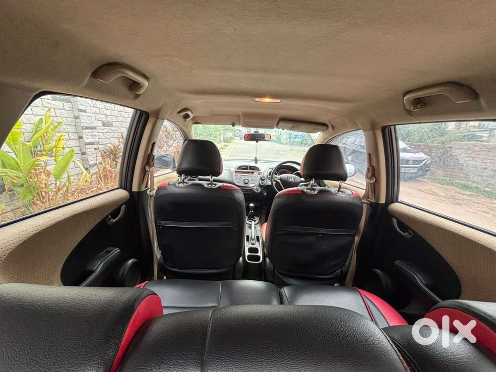 Honda Jazz V Mt Privilege, 2012, Petrol
