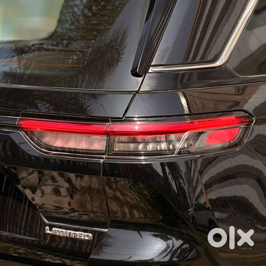 Jeep Grand Cherokee Limited (o) 4x4 At, 2023, Petrol