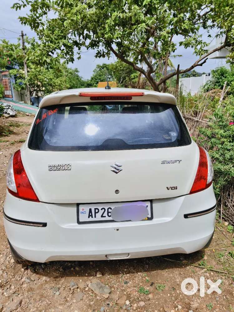 Maruti Suzuki Swift Vdi Diesel &ndash; 2013 Model Price: 245000/-