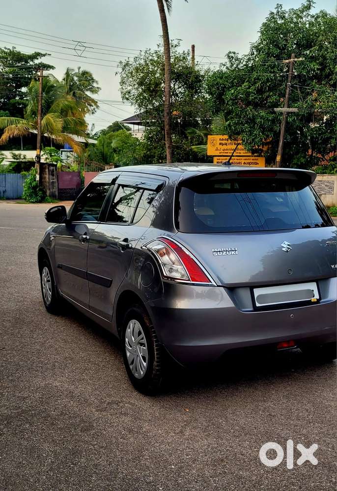 Maruti Suzuki Swift Vxi Optional, 2017, Petrol