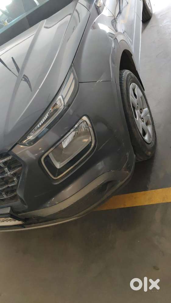 Hyundai Venue Petrol 2019
