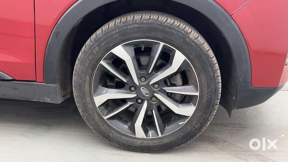 Mahindra Xuv300 W8 Option, 2019, Petrol