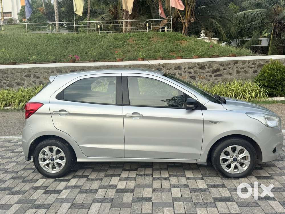 Ford Figo 1.2p Titanium Plus Mt, 2017, Petrol