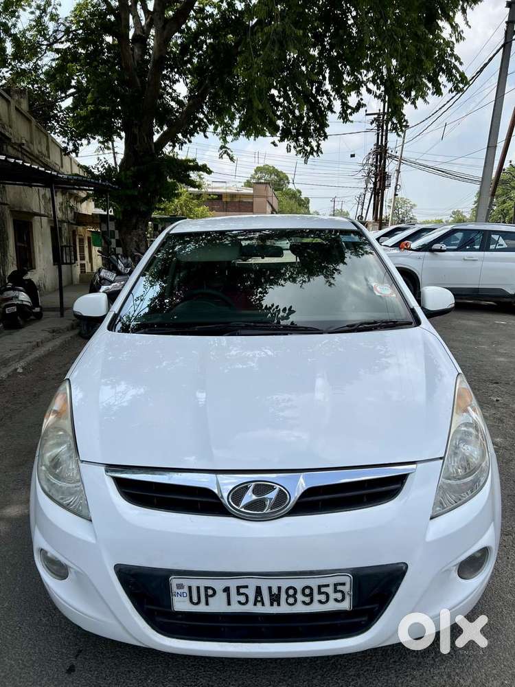 Hyundai I20 2010-2012 1.2 Sportz, 2011, Petrol