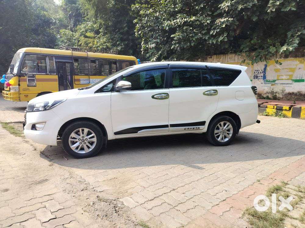 Toyota Innova Crysta 2.4 V, 2017, Diesel