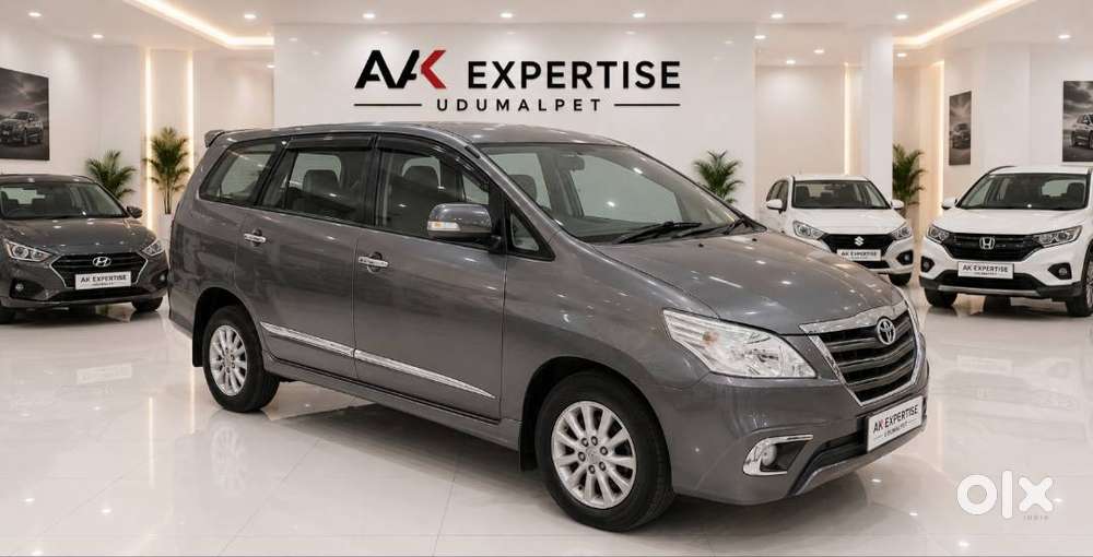 Toyota Innova (2014)