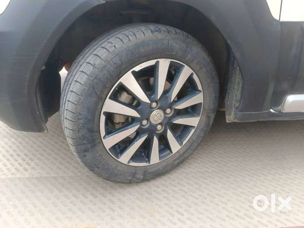 Toyota Etios Cross 1.2l G, 2015, Petrol