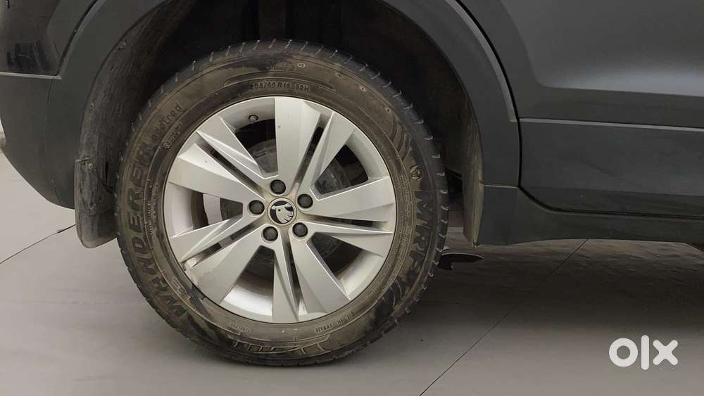 Skoda Kushaq Ambition 1.0l Tsi Mt, 2023, Petrol