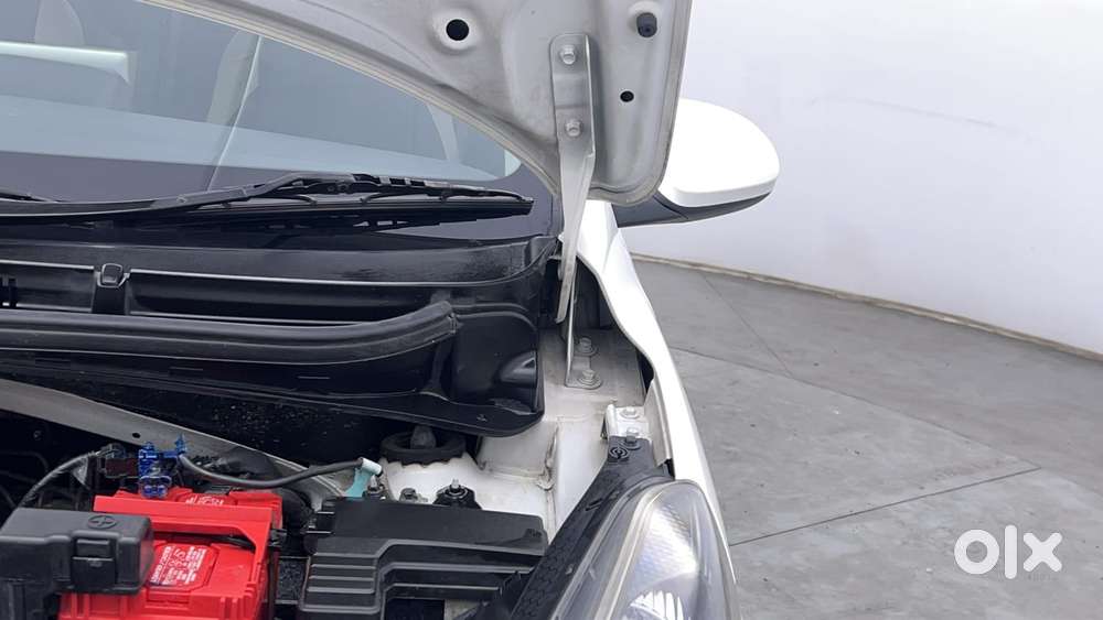 Hyundai Aura [2023-ongoing] 1.2 S Petrol Manual, 2022, Petrol