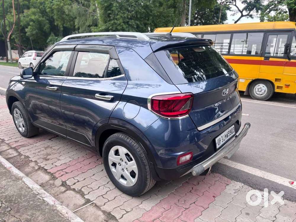 Hyundai Venue [2022-ongoing] 1.2 S, 2022, Petrol