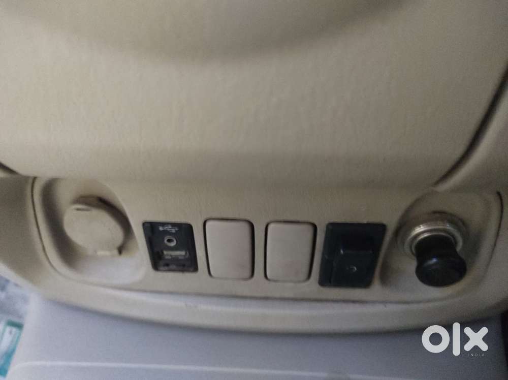 Toyota Innova 2.5 Vx (diesel) 8 Seater, 2013, Diesel