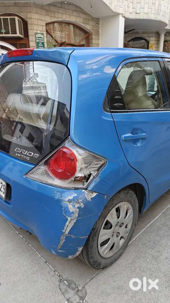 Honda Brio Smt Petrol 2012  1.06l Km  New Battery  Good Condition