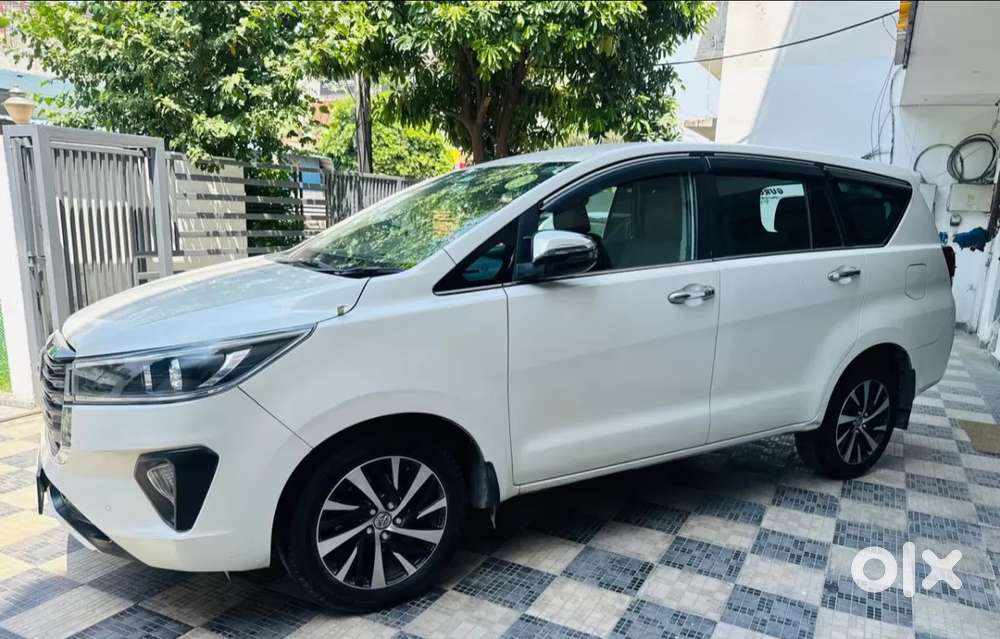 Toyota Innova Crysta [2020-ongoing] 2.4 Zx At 7 Str, 2022, Diesel