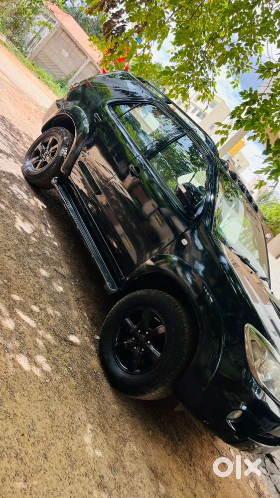 Toyota Fortuner Diesel Manual 2011
