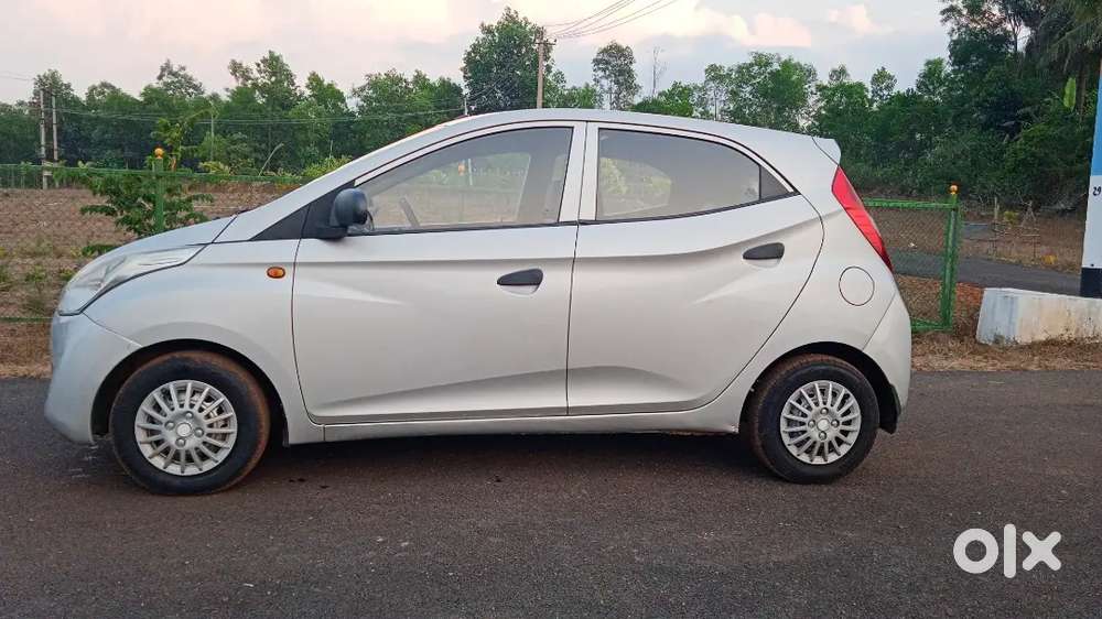 Hyundai Eon 2015 Petrol 73200 Km Driven