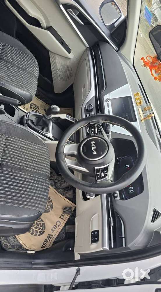 Kia Carens 1.5 Prestige 7 Str, 2023, Petrol