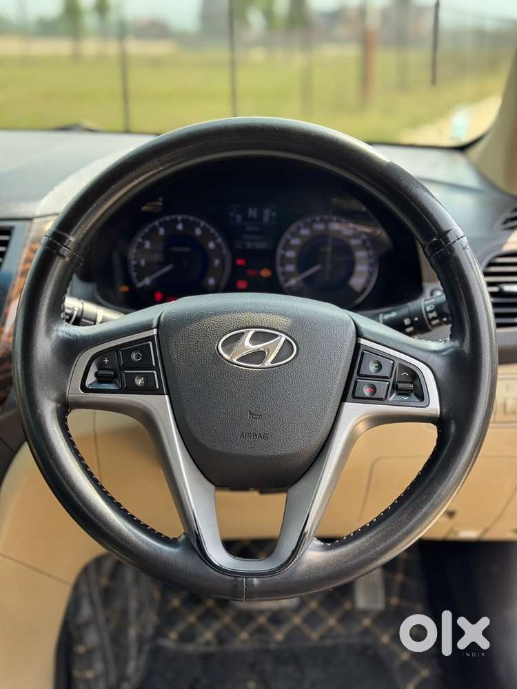 Hyundai Verna Automatic