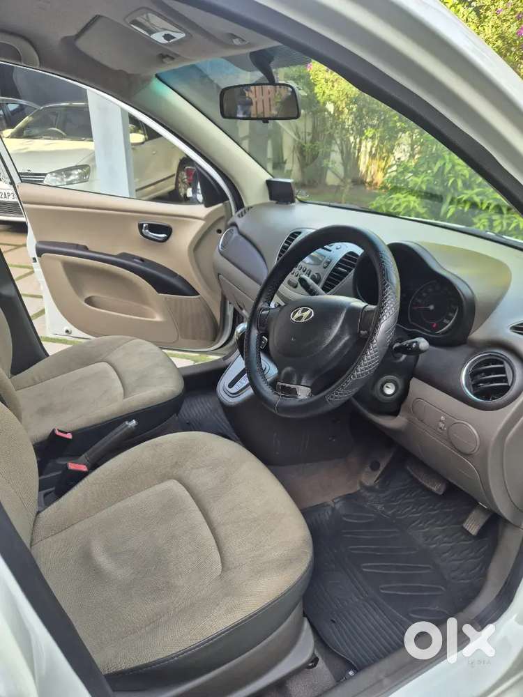 Hyundai I10 Sportz 2011
