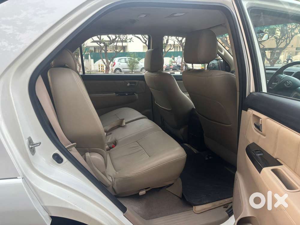 Toyota Fortuner 2011-2016 4x2 Manual, 2014, Diesel