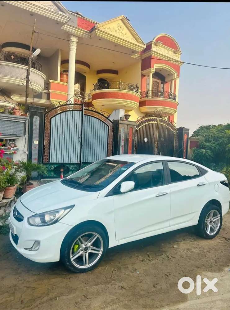 Hyundai New Verna 2012 Diesel Manual