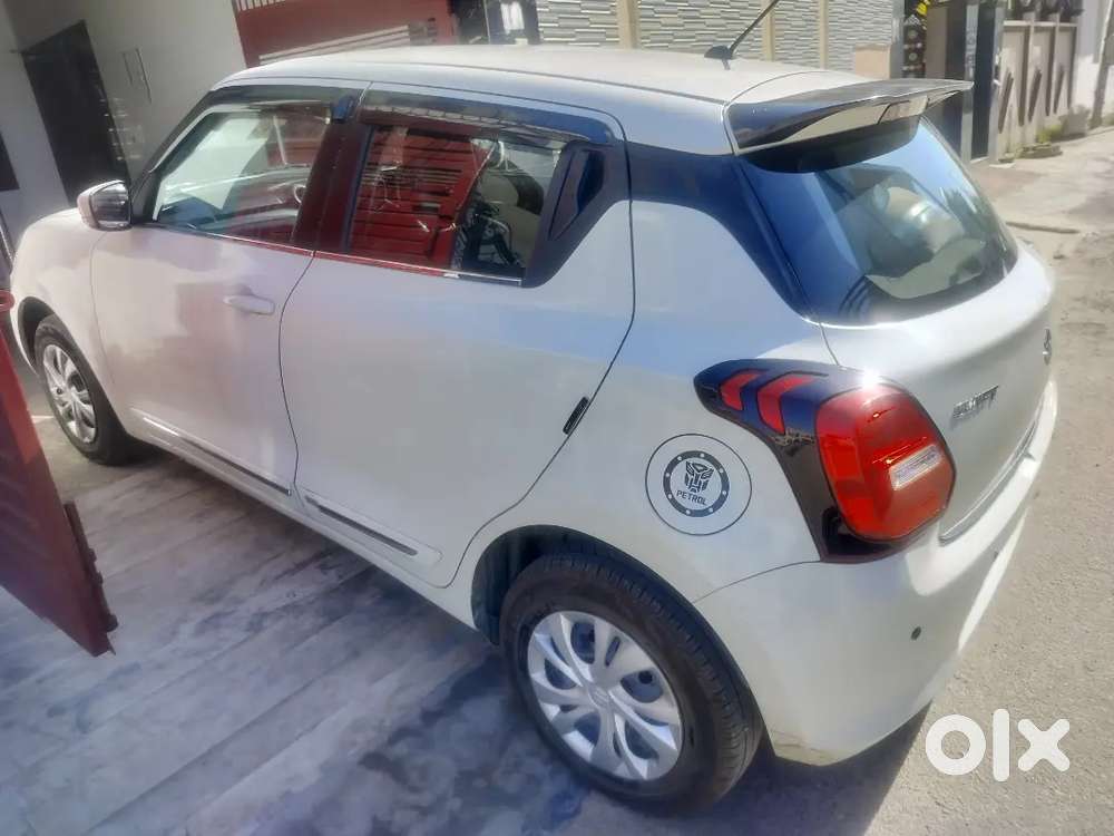 Maruti Suzuki Swift Vxi