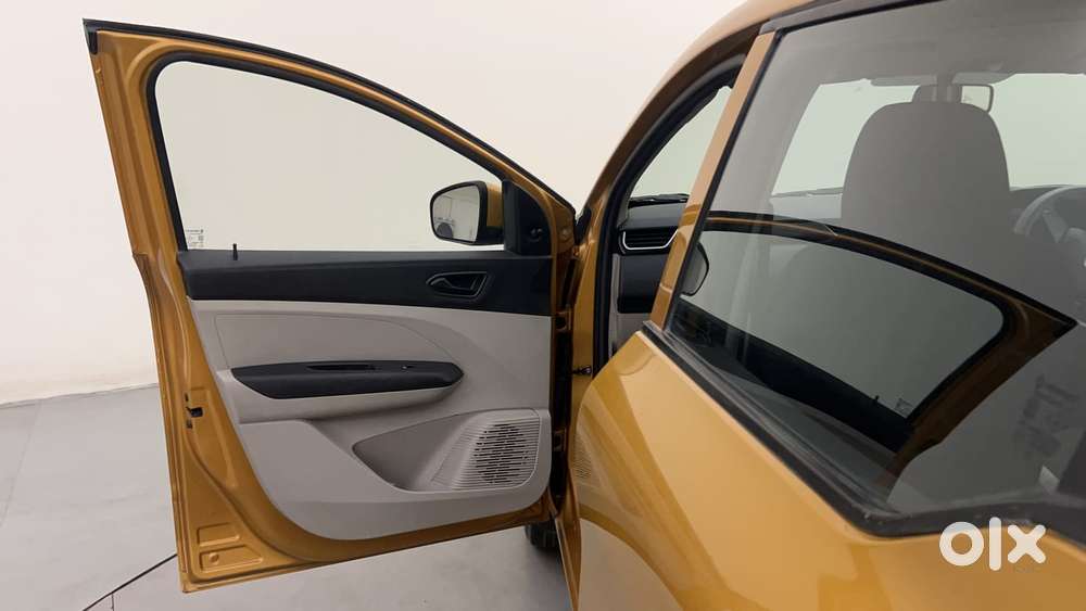 Renault Triber Rxl, 2021, Petrol