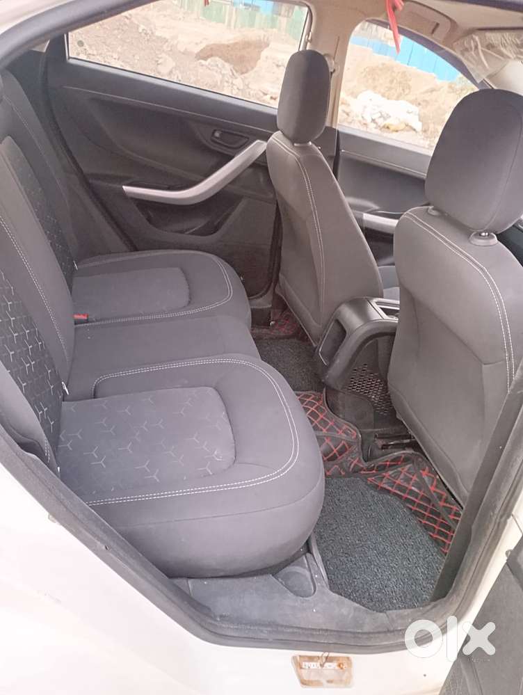 Tata Nexon 1.2 Revotron Xma Amt (s), 2022, Petrol
