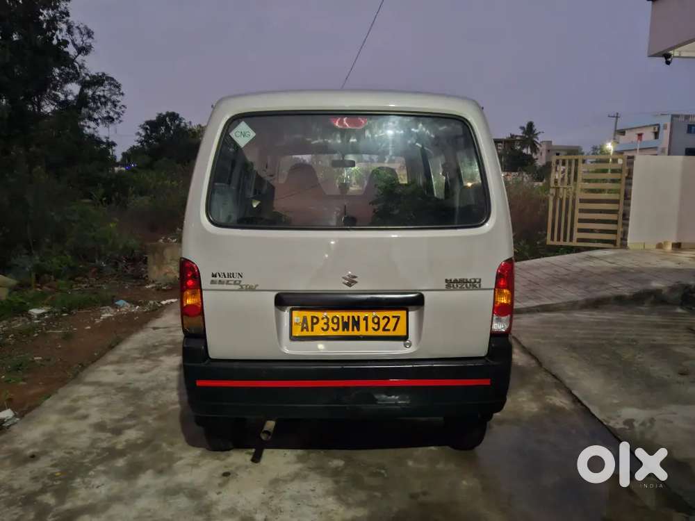 Ecco 7 Str Cng Petrol