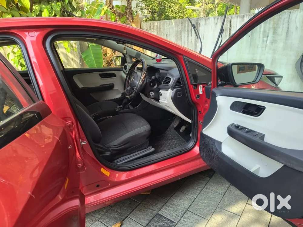 Tata Altroz 2021 Petrol Good Condition