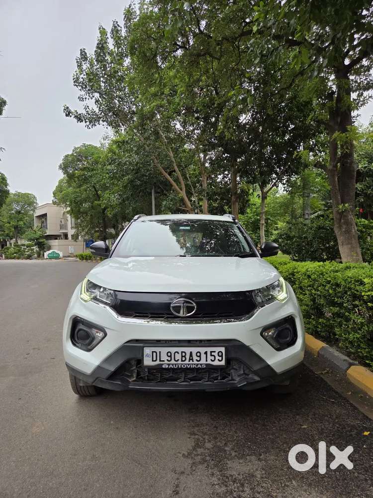 2023 Tata Nexon Xe Petrol Mt 1st Owner  41k Km Bs6 Ph2white