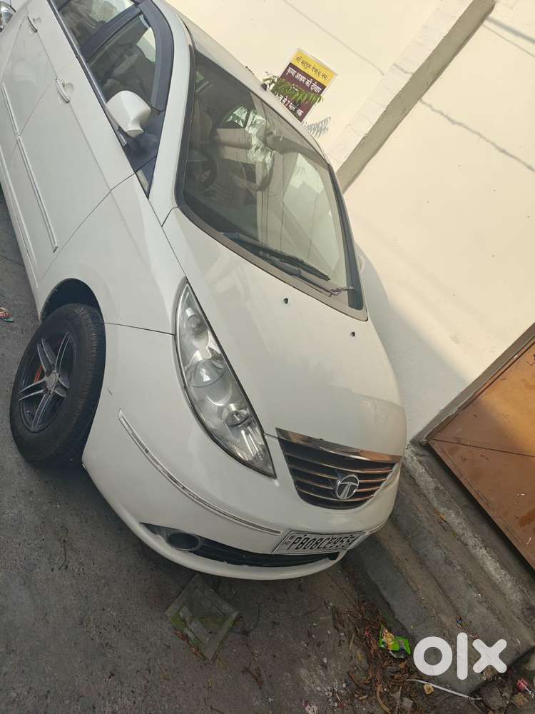 Tata Indica Vista Quadrajet Ls, 2012