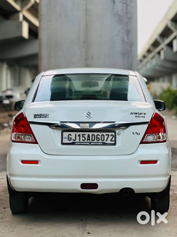 Maruti Suzuki Swift Dzire 1.2 Vxi Bsiv, 2011, Petrol