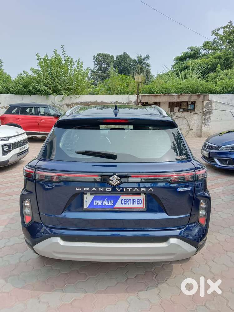 Maruti Suzuki Grand Vitara Smart Hybrid Alpha, 2025, Petrol