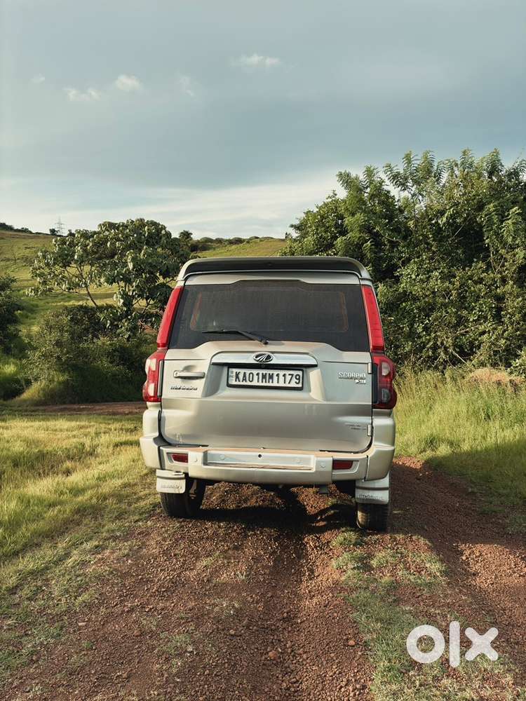 Mahindra Scorpio S10 2015 Year