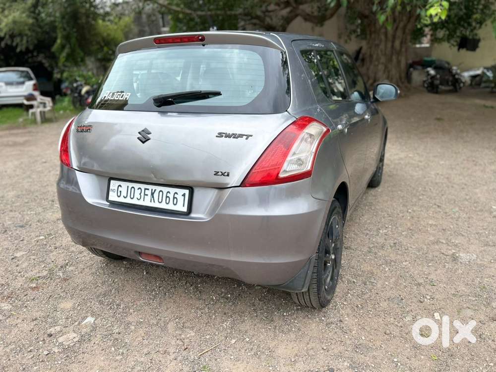 Maruti Suzuki Swift 2014 Petrol Manual