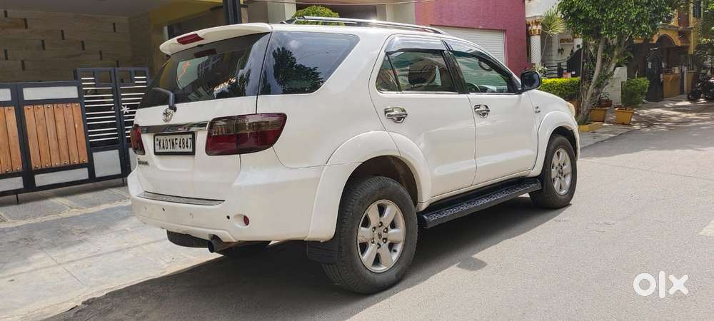Toyota Fortuner 3.0 4x4 Manual, 2010, Diesel