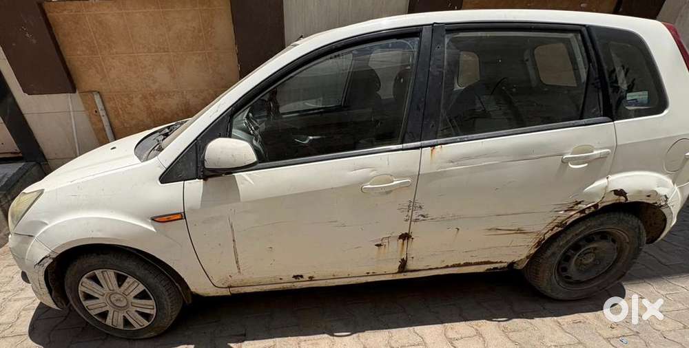 Ford Figo 2011 Petrol