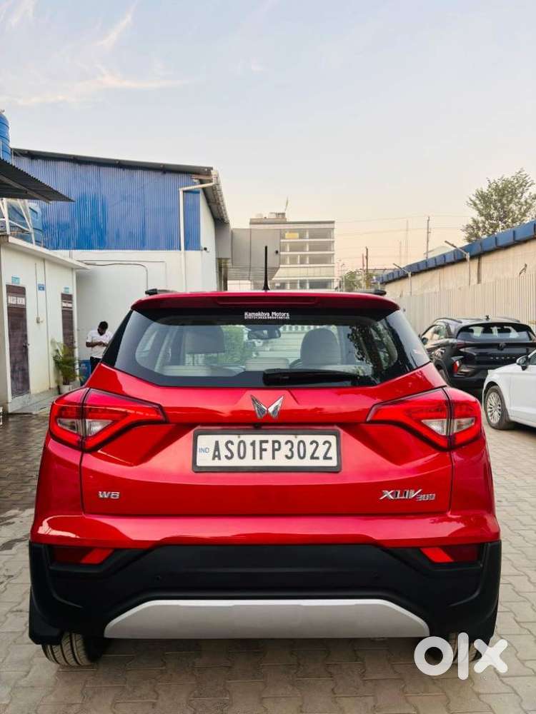 Mahindra Xuv300 W8 Option, 2023, Petrol
