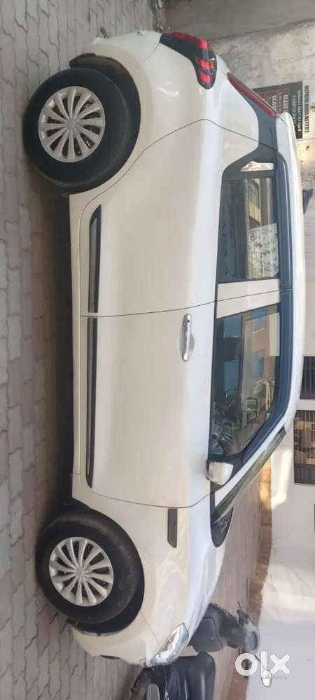 Maruti Suzuki Swift 2023 Petrol Well Maintained
