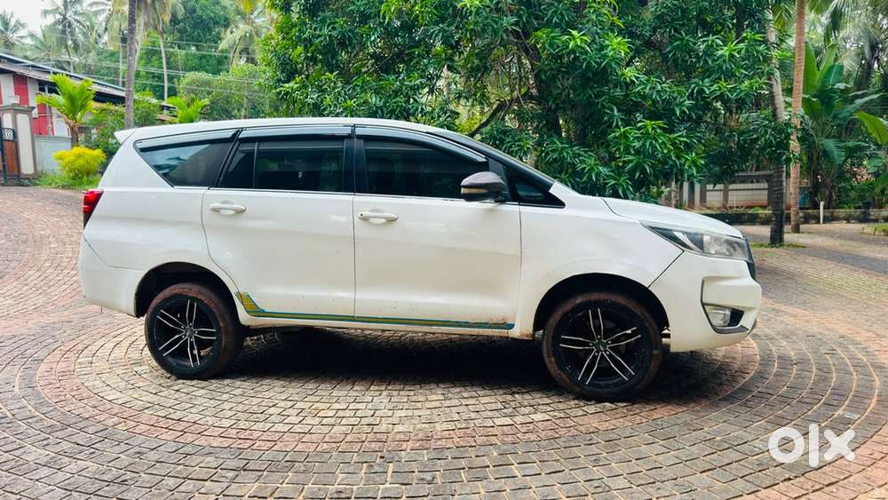 Toyota Innova Crysta 2017 Diesel Car