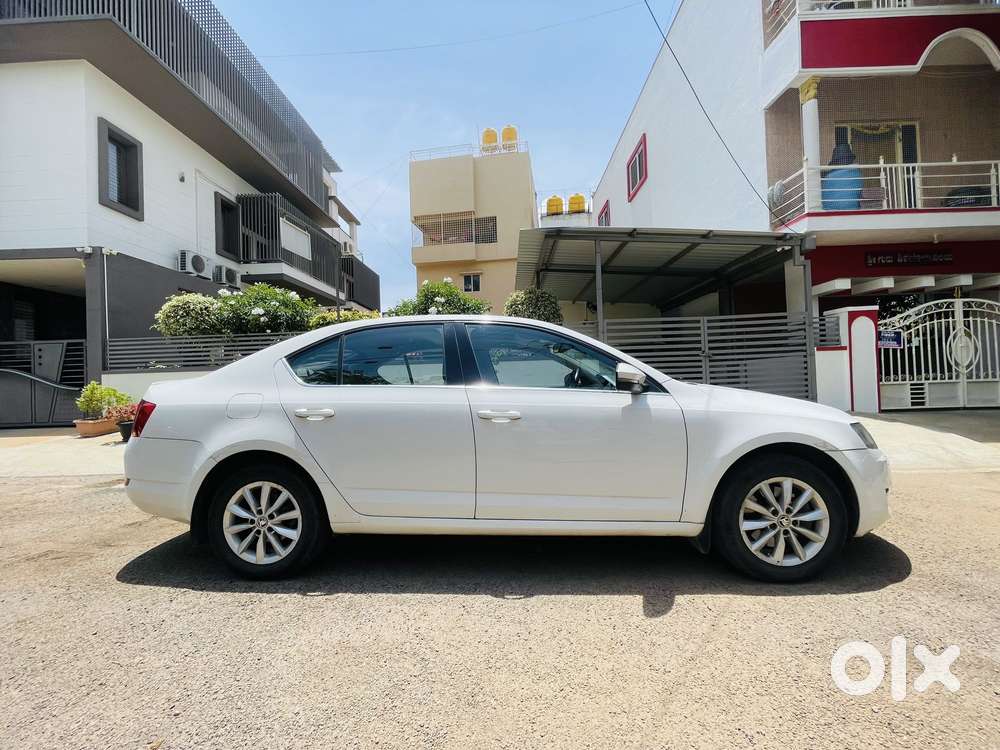 Skoda Octavia Elegance 1.8 Tsi At, 2016, Petrol
