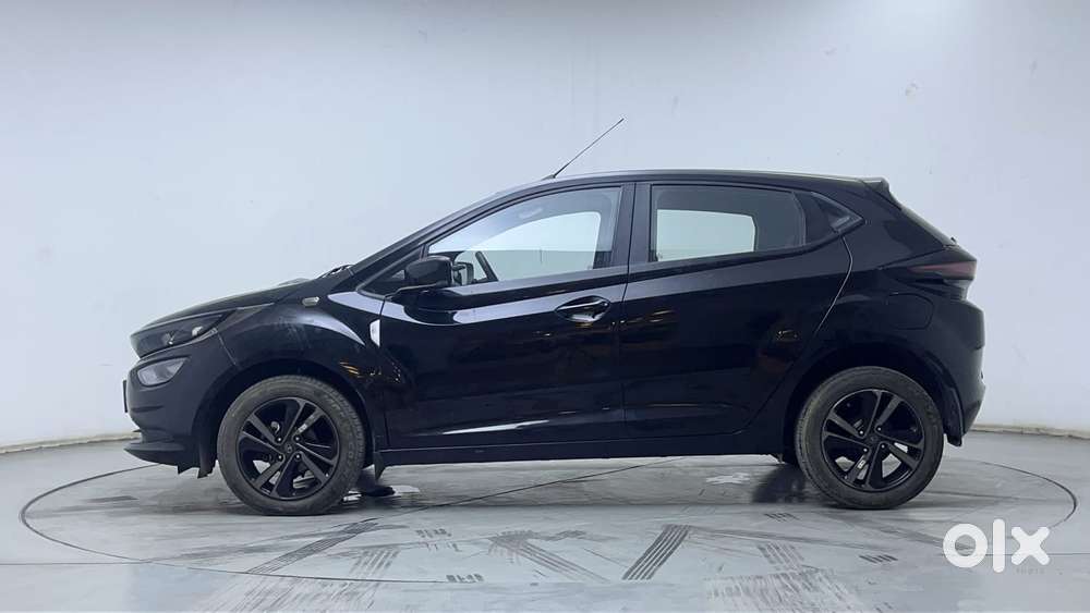 Tata Altroz 1.2 Xz Plus Dark Edition, 2023, Petrol