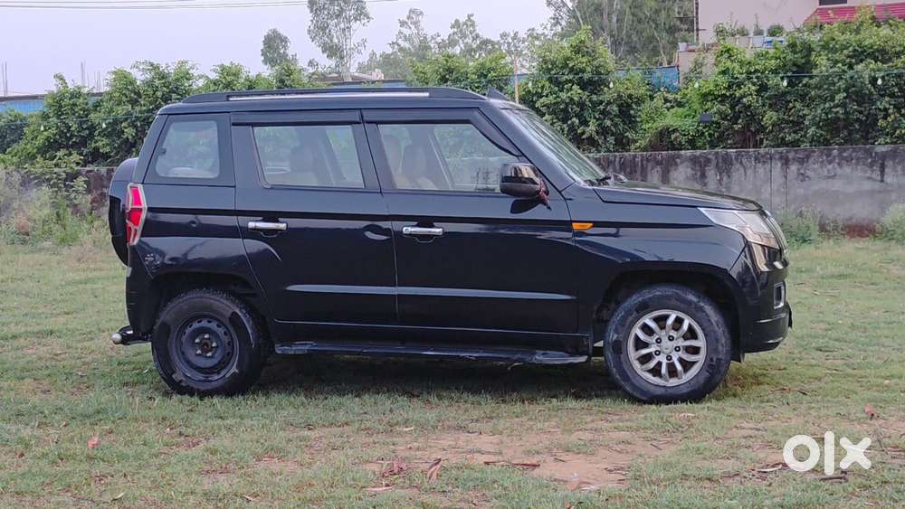 Mahindra Tuv 300 T8, 2017, Diesel